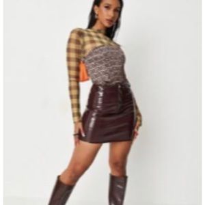 Burgundy faux leather skirt